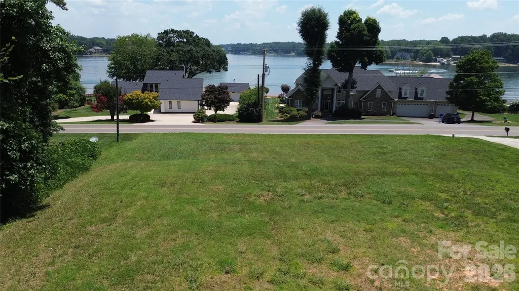 182 Wilson Lake Road Mooresville NC 28117