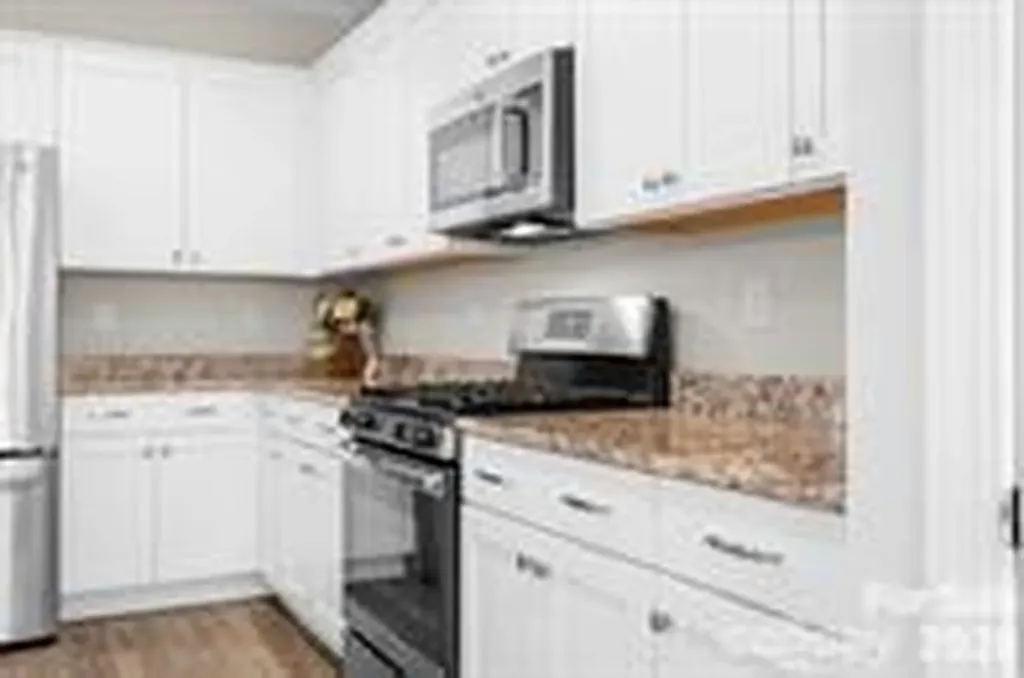 6296 Raven Rock Drive Denver NC 28037