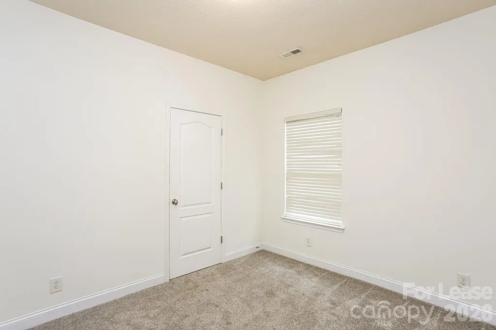 7224 Caley Lane Denver NC 28037