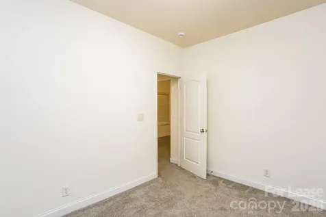 7224 Caley Lane Denver NC 28037