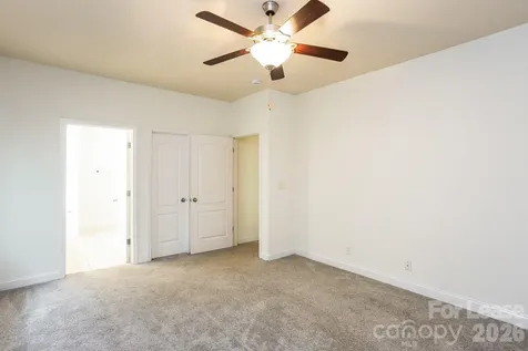 7224 Caley Lane Denver NC 28037