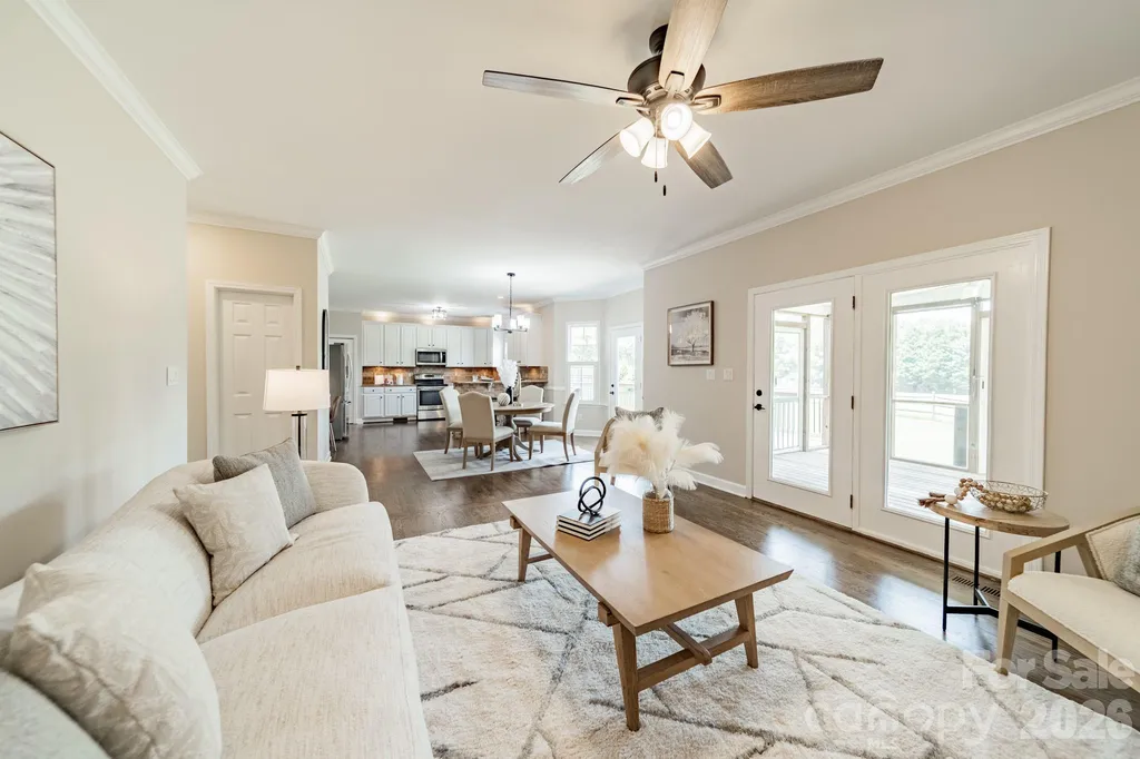151 Turnberry Lane Mooresville NC 28117