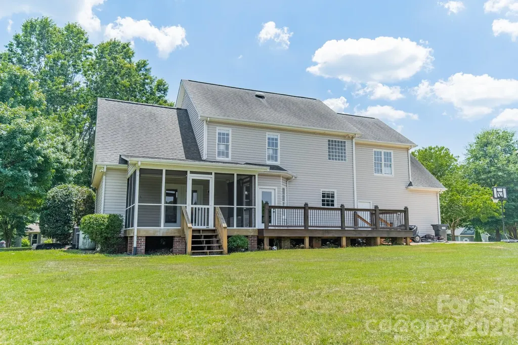151 Turnberry Lane Mooresville NC 28117