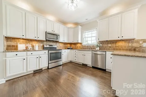 151 Turnberry Lane Mooresville NC 28117