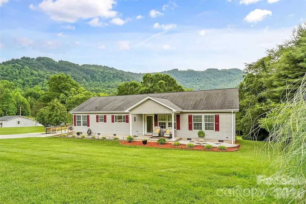 1162 Mountain Breeze Drive Morganton NC 28655