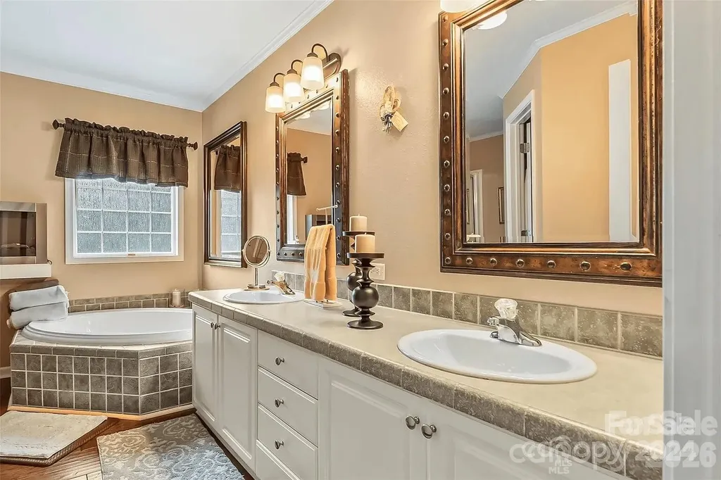 1162 Mountain Breeze Drive Morganton NC 28655