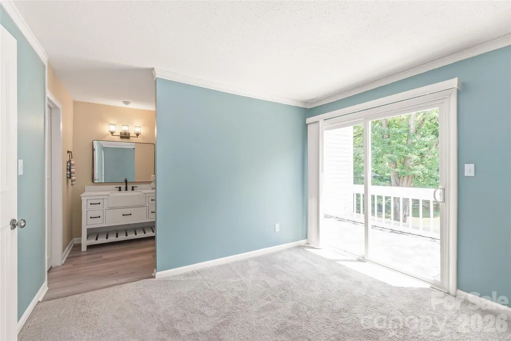 8410 Cricket Lake Drive Charlotte NC 28277