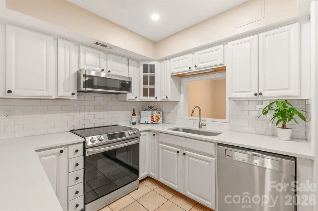 8410 Cricket Lake Drive Charlotte NC 28277