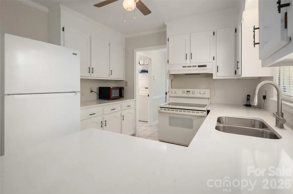 9112 Winter Moss Court Charlotte NC 28227