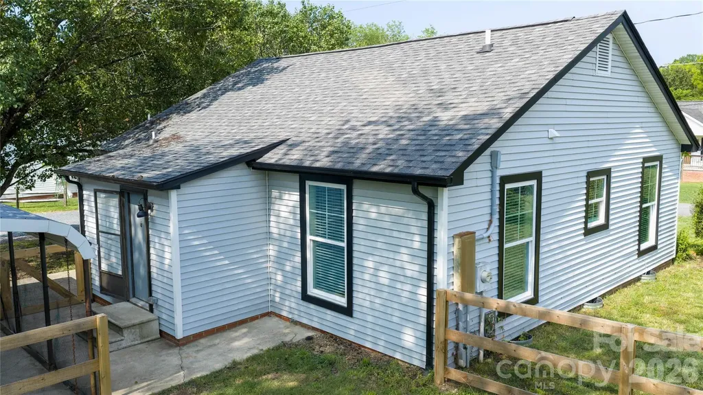 512 Florence Avenue Kannapolis NC 28083