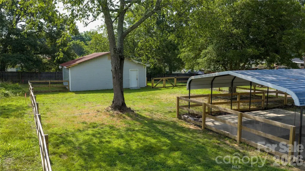 512 Florence Avenue Kannapolis NC 28083