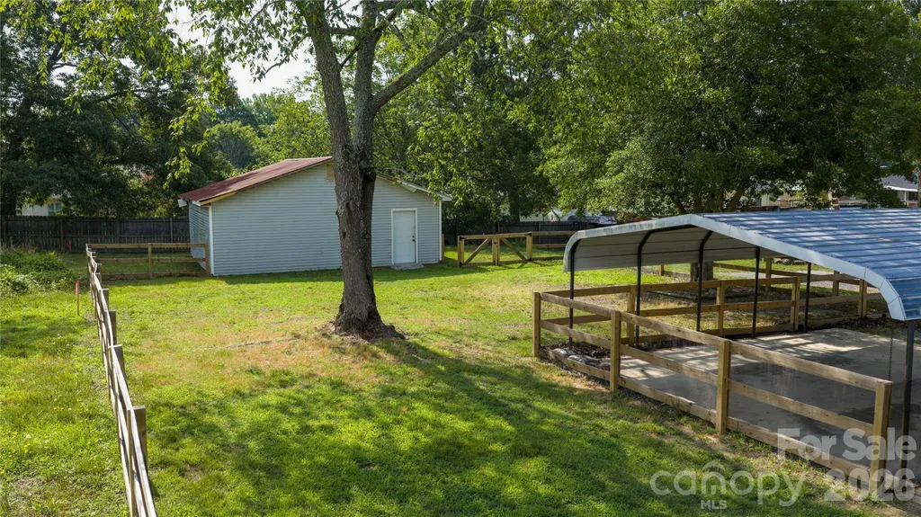 512 Florence Avenue Kannapolis NC 28083