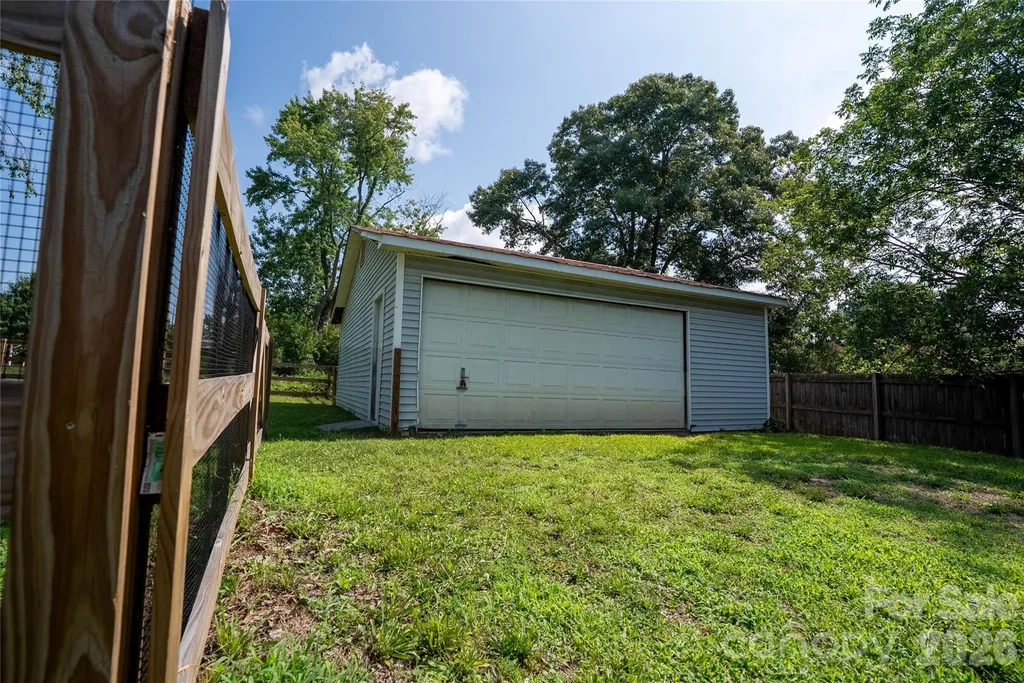 512 Florence Avenue Kannapolis NC 28083