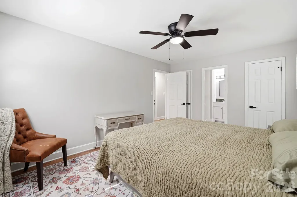 7552 Idlewild Road Charlotte NC 28212