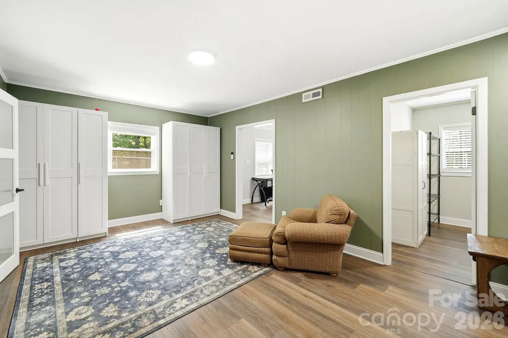 7552 Idlewild Road Charlotte NC 28212