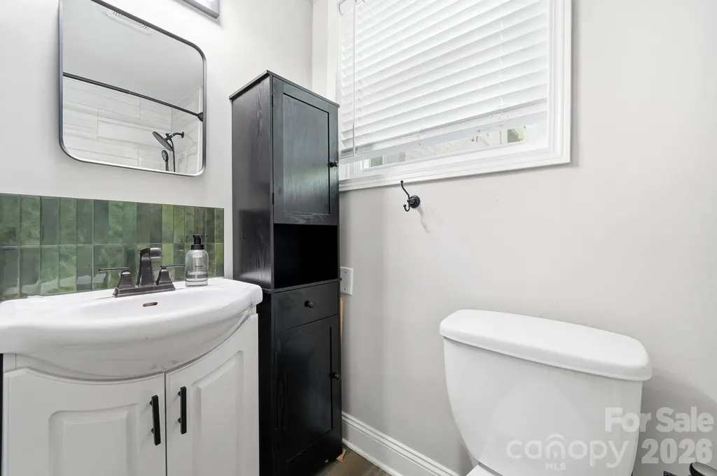 7552 Idlewild Road Charlotte NC 28212