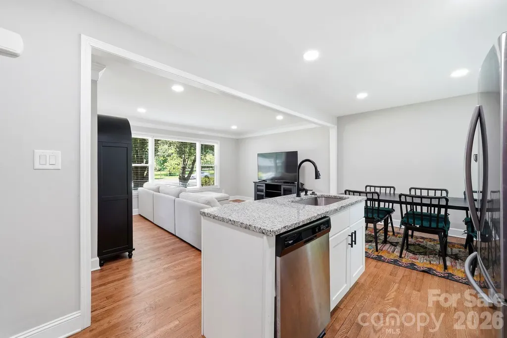 7552 Idlewild Road Charlotte NC 28212