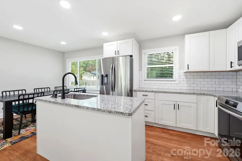 7552 Idlewild Road Charlotte NC 28212