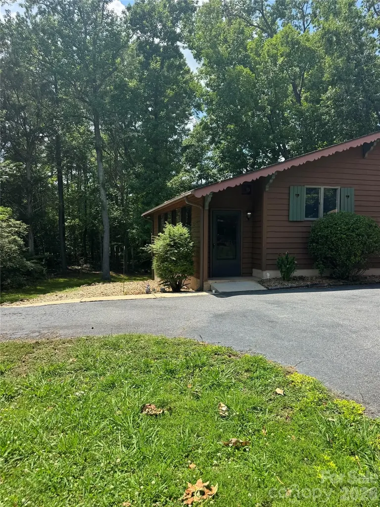 8718 Karibuni Drive Waxhaw NC 28173