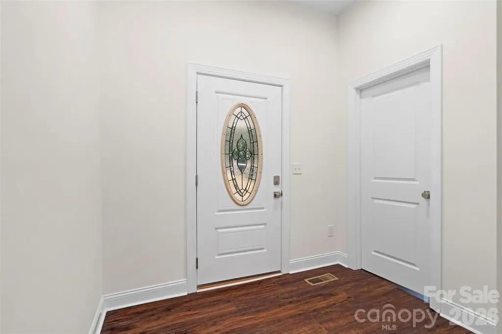 1820 N Hewitt Avenue Newton NC 28658