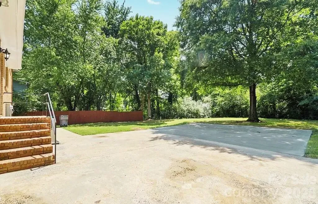 6315 Spring Garden Lane Charlotte NC 28213