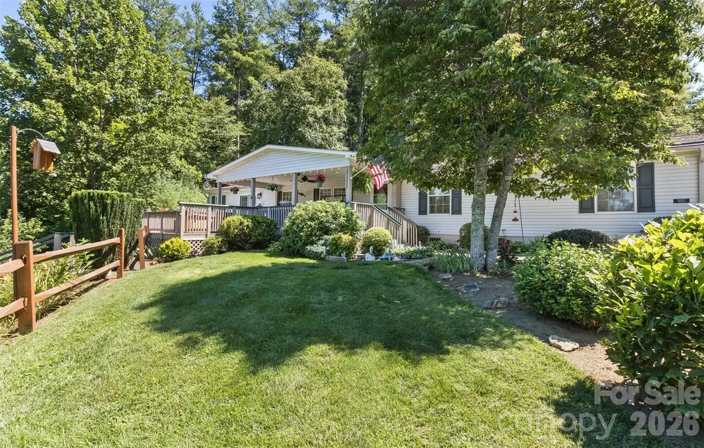 185 Trout Water Circle Burnsville NC 28714