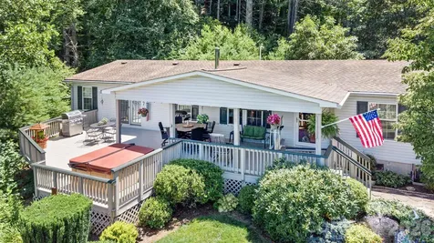 185 Trout Water Circle Burnsville NC 28714