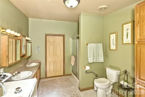 185 Trout Water Circle Burnsville NC 28714