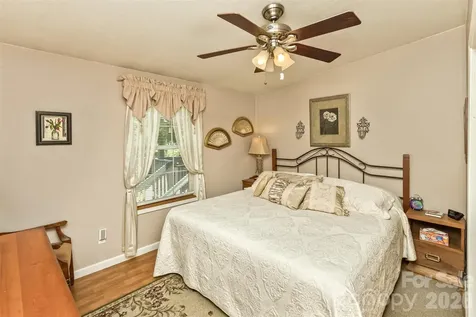 185 Trout Water Circle Burnsville NC 28714
