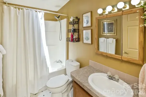185 Trout Water Circle Burnsville NC 28714