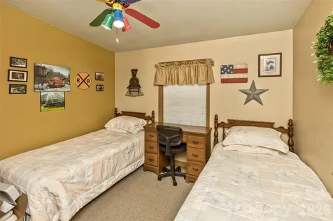 185 Trout Water Circle Burnsville NC 28714