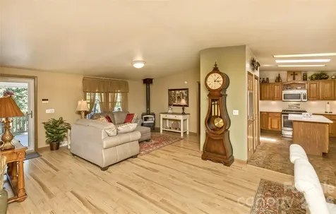 185 Trout Water Circle Burnsville NC 28714