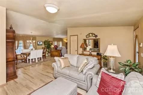 185 Trout Water Circle Burnsville NC 28714