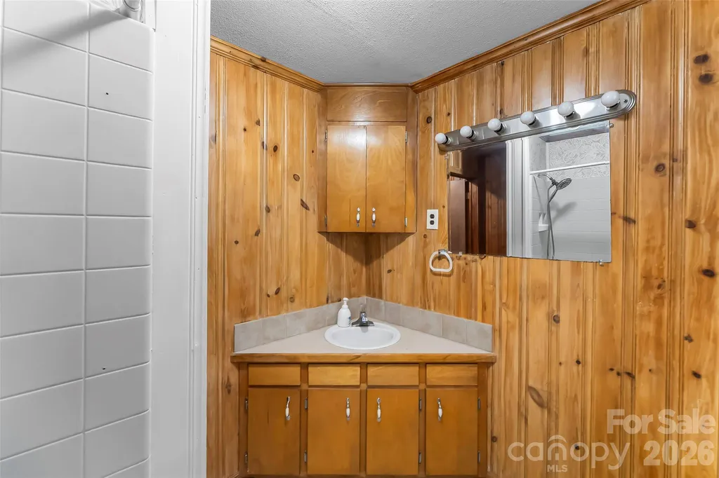 194 Virginia Drive Marion NC 28752