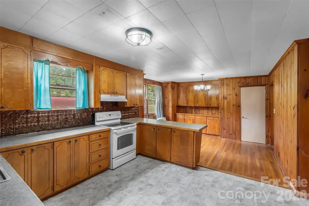 194 Virginia Drive Marion NC 28752