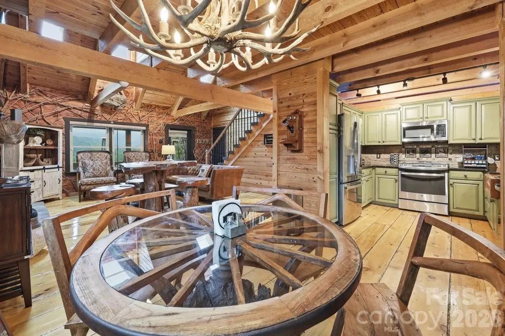 206 Hamlet Drive Burnsville NC 28714