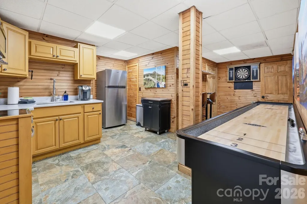 206 Hamlet Drive Burnsville NC 28714