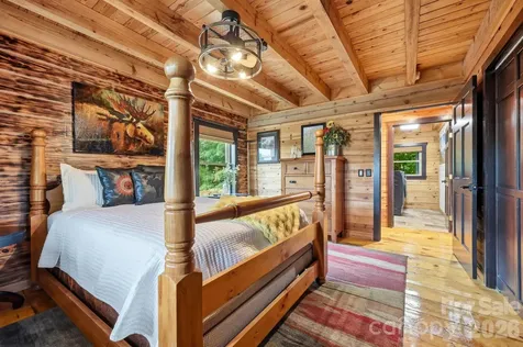 206 Hamlet Drive Burnsville NC 28714