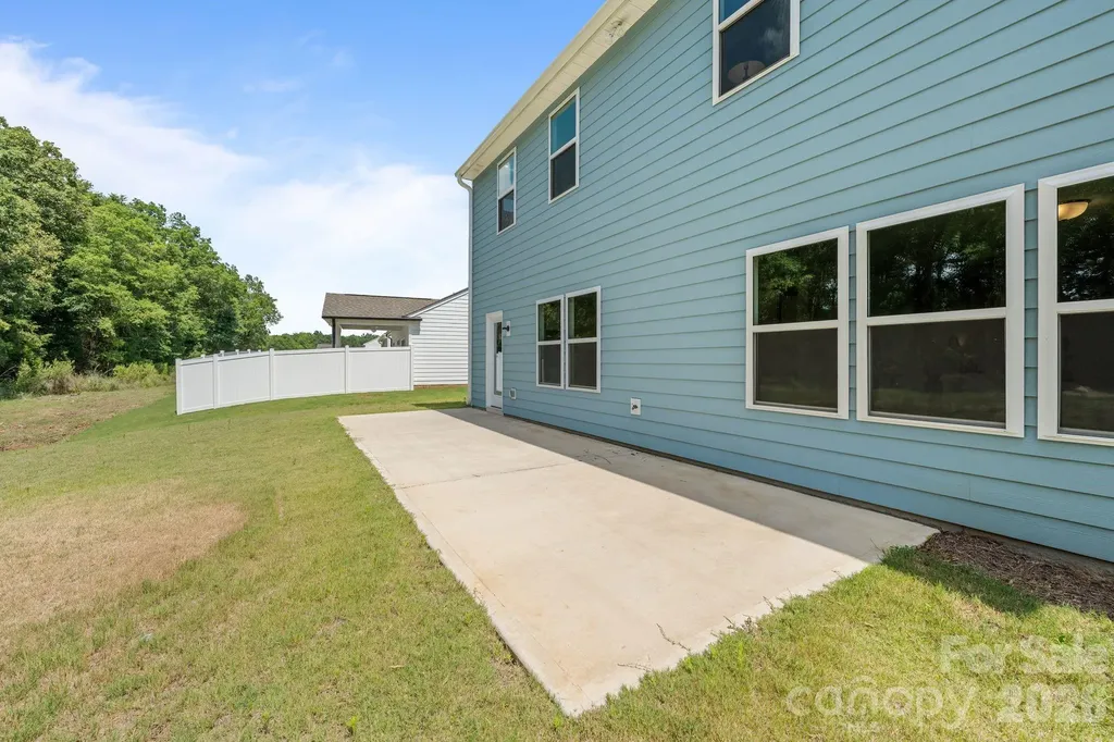 227 Redondo Drive Wingate NC 28174