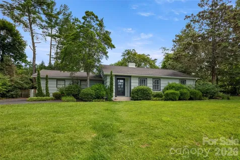 1212 Oakland Street Hendersonville NC 28792