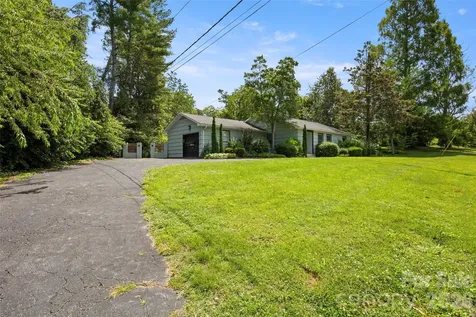 1212 Oakland Street Hendersonville NC 28792