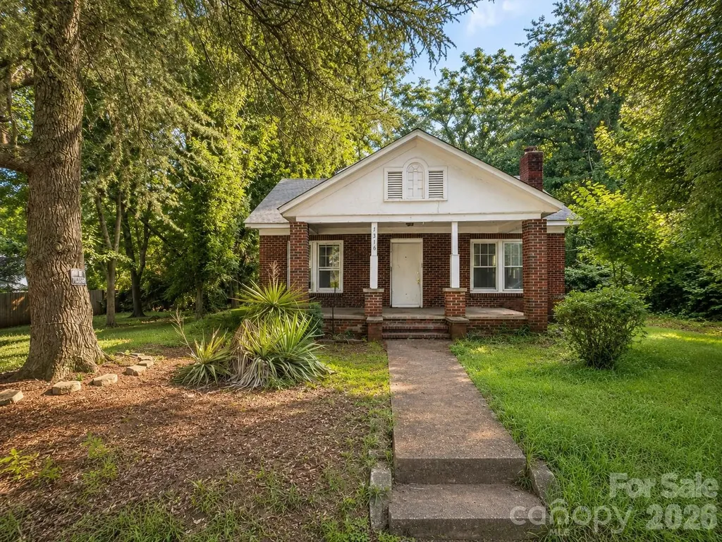 1316 E 35th Street E Charlotte NC 28205