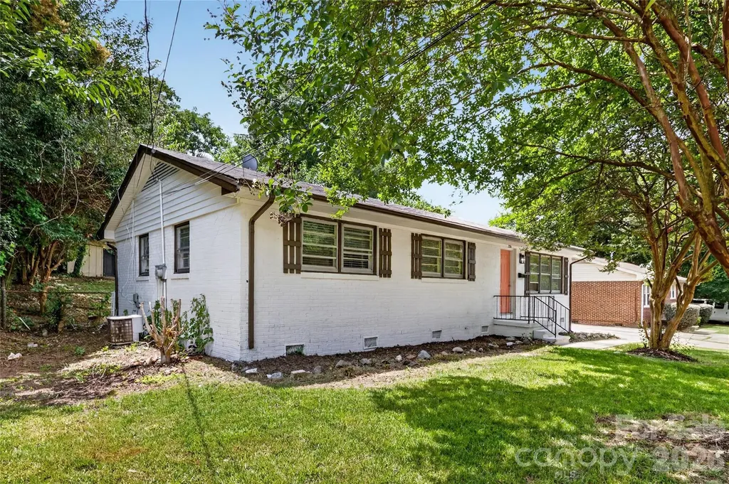 2216 Milton Road Charlotte NC 28215