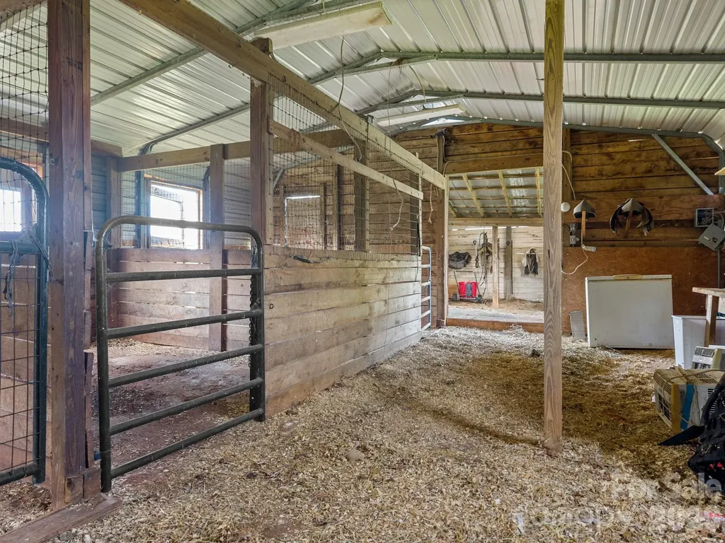 232 Blue Mountain Lane Tryon NC 28782