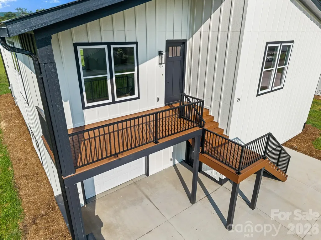 27 Klimovych Road Hendersonville NC 28792