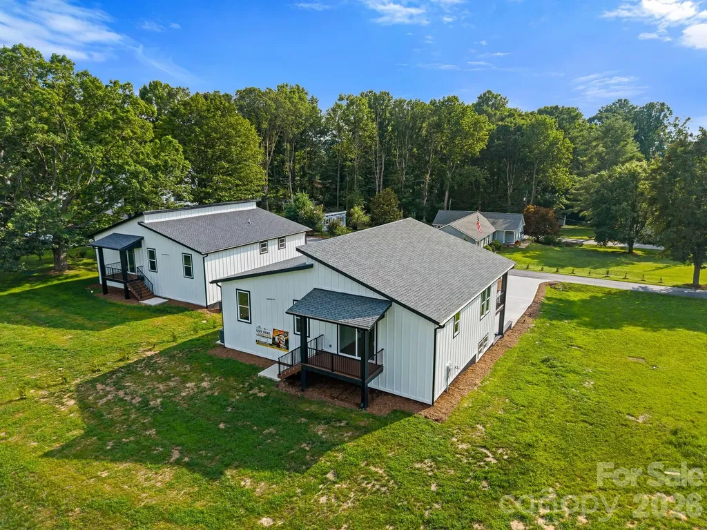 27 Klimovych Road Hendersonville NC 28792
