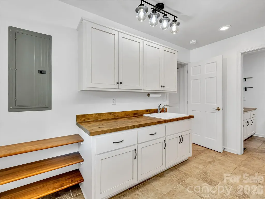 711 Meadow Crest Road Tryon NC 28782