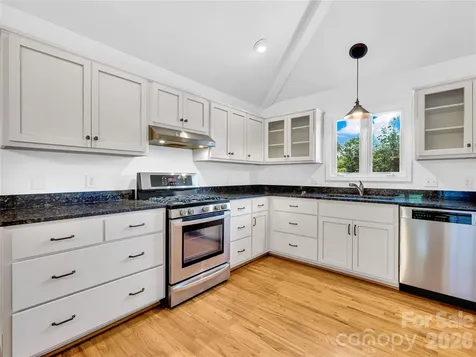 711 Meadow Crest Road Tryon NC 28782