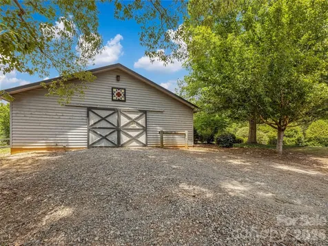 711 Meadow Crest Road Tryon NC 28782