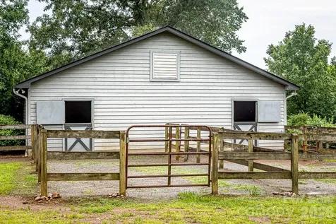711 Meadow Crest Road Tryon NC 28782